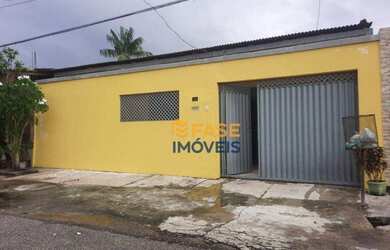 Imagem: A casa possui 5 Dormitórios, 2 Banheiros, 1 Vaga na garagem