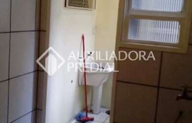 Imagem 14: PORTO ALEGRE - Apartamento Padrão - Medianeira