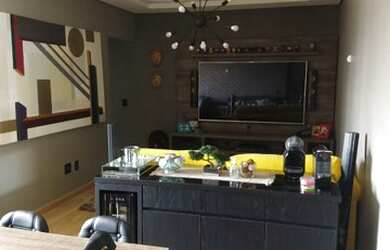 Imagem: O apartamento possui 3 Dormitórios, 2 Banheiros, 2 Vagas na