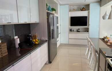 Imagem 13: Residencial Magnific. Varanda, 262m² de Área, 4 Vagas na garageme4 Dormitórios