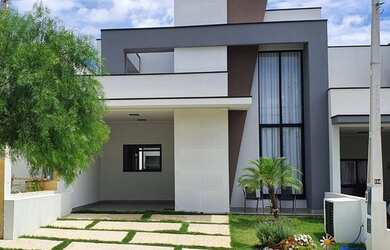 Imagem: A casa em condomínio à venda possui 3 Dormitórios, 2 Banheiros