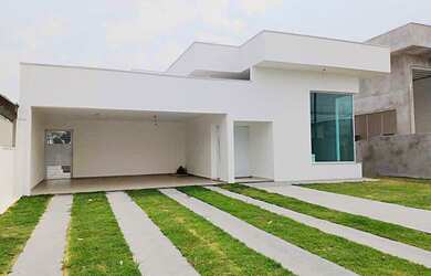 Imagem: A casa em condomínio possui 4 Dormitórios, 5 Banheiros, 4