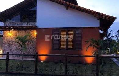 Imagem: A casa em condomínio possui 2 Dormitórios, 3 Banheiros, 2