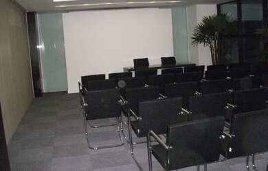 Imagem 11: BENTOALVES aluga Sala aérea, em frente ao Villagio Shopping - Caxias...