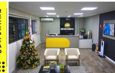 Imagem: O depósito possui 5 Vagas na garagem, 8.785m² de Área e