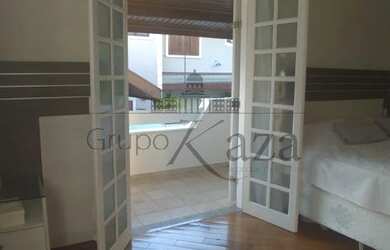 Imagem 3: Casa de condomínio sobrado para venda possui 240 metros quadrados com 3 quartos