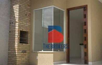 Imagem: A casa possui 2 Dormitórios, 1 Banheiro, 1 Vaga na garagem