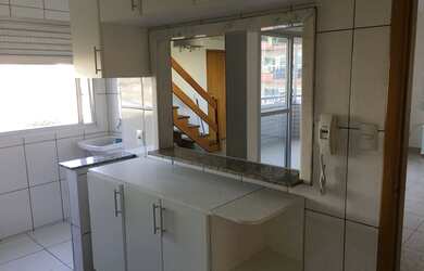 Imagem 8: Duplex para venda possui 96 metros quadrados com 3 quartos em Centro -...