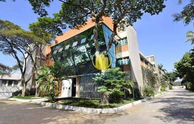 Imagem: O depósito possui 5 Vagas na garagem, 23.307m² de Área e