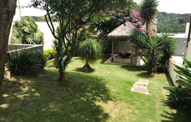 Imagem: O terreno possui 300m² de Área e está localizado em Parque