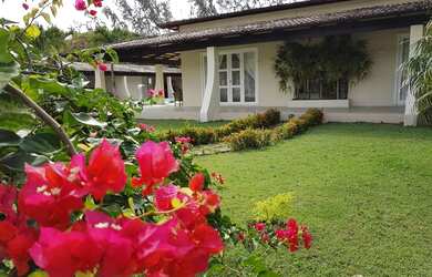 Imagem: A fazenda possui Churrasqueira, Piscina, Área de serviço