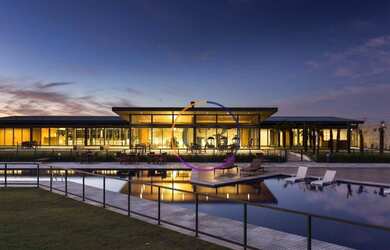 Imagem: O terreno possui 400m² de Área e está localizado em Laranjal