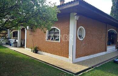 Imagem 2: Chacara em Atibaia SP. Piscina, Churrasqueira, VarandaeÁrea de serviço