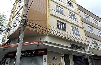 Imagem: O apartamento possui 2 Dormitórios, 1 Banheiro, 45m² de Área