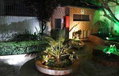 Imagem: O apartamento possui 3 Dormitórios, 1 Banheiro, 1 Vaga na garagem