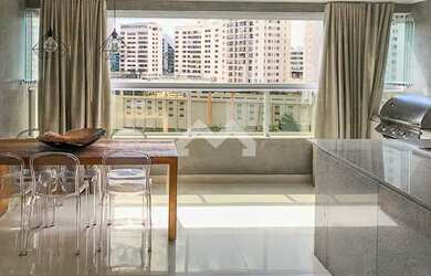 Imagem: O apartamento possui 1 Dormitório, 2 Banheiros, 2 Vagas na