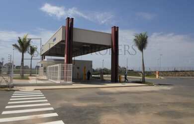 Imagem: O depósito possui 1.842m² de Área e está localizado em