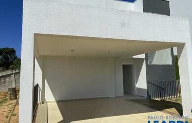 Imagem: A casa em condomínio possui 3 Dormitórios, 4 Banheiros, 2