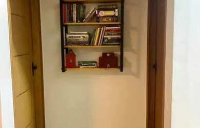 Imagem: A casa possui 2 Dormitórios, 1 Banheiro, 1 Vaga na garagem