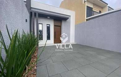 Imagem: A casa possui 3 Dormitórios, 1 Banheiro, 2 Vagas na garagem