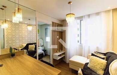 Imagem: O apartamento possui 2 Dormitórios, 1 Banheiro, 1 Vaga na garagem