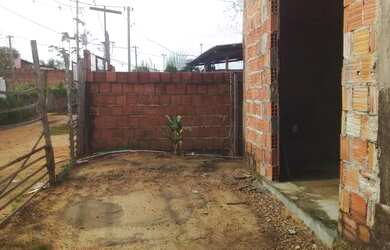 Imagem 2: Casa com terreno. 82m² de Áreae2 Vagas na garagem