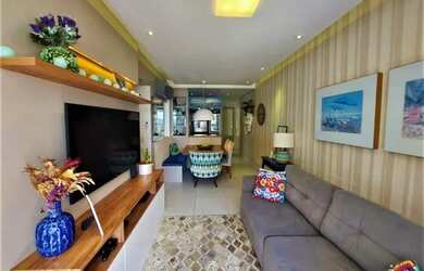 Imagem: O apartamento possui 3 Dormitórios, 3 Banheiros, 2 Vagas na