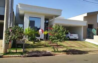 Imagem: A casa em condomínio possui 3 Dormitórios, 4 Banheiros, 2