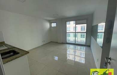 Imagem: O studio possui 1 Dormitório, 1 Banheiro e 40m² de Área e