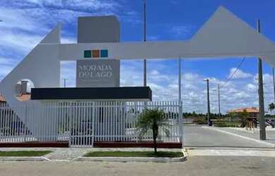 Imagem: A casa possui 3 Dormitórios, 3 Banheiros, 3 Vagas na garagem