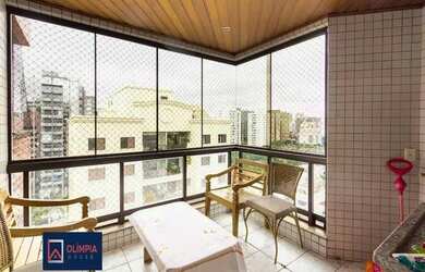 Imagem: O apartamento possui 4 Dormitórios, 3 Banheiros, 4 Vagas na