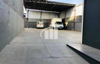 Imagem 15: Galpão para LOJA/Salão na Leopoldina! Região repleta de lojas, floriculturas, abundante em