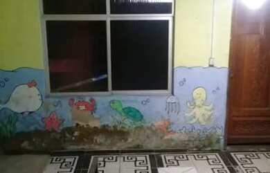 Imagem: A casa possui 4 Dormitórios, 3 Banheiros, 1 Vaga na garagem