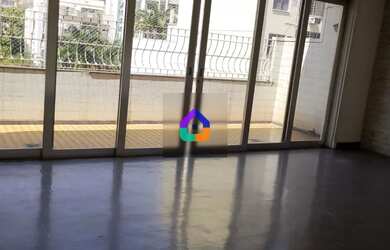 Imagem: O apartamento possui 3 Dormitórios, 5 Banheiros, 1 Vaga na