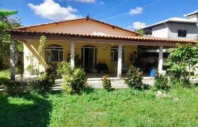 Imagem: A casa possui 2 Dormitórios, 1 Banheiro, 5 Vagas na garagem