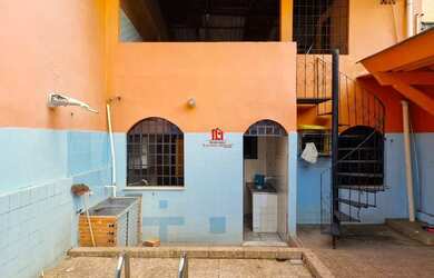 Imagem 9: Casa no Eldorado, Casa no Pq10, com 2 frentes, proximo da Praça do Carangueijo, 2 Qts