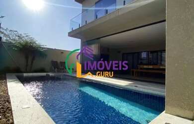 Imagem: A casa em condomínio possui 5 Dormitórios, 4 Banheiros, 5