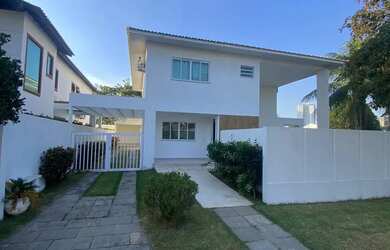 Imagem: A casa em condomínio possui 5 Dormitórios, 5 Banheiros, 5