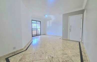 Imagem: O apartamento possui 3 Dormitórios, 3 Banheiros, 2 Vagas na