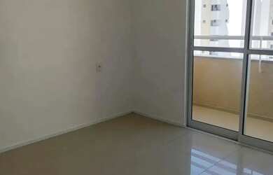 Imagem: O apartamento possui 2 Dormitórios, 2 Banheiros, 2 Vagas na