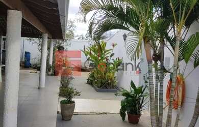 Imagem 13: Casa em Montes Claros, no bairro Jaraguá, à venda