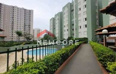 Imagem: O apartamento possui 3 Dormitórios, 1 Banheiro, 1 Vaga na garagem