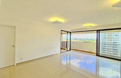 Imagem: O apartamento possui 3 Dormitórios, 5 Banheiros, 2 Vagas na