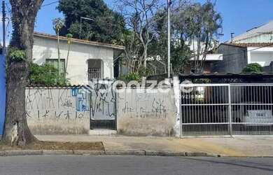 Imagem: O terreno possui 270m² de Área e está localizado em Vila