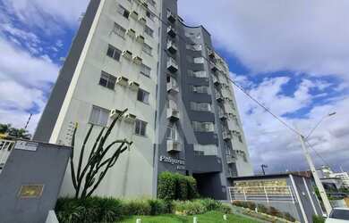 Imagem: O apartamento possui 3 Dormitórios, 2 Banheiros, 2 Vagas na