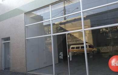 Imagem: O depósito possui 1 Vaga na garagem e 200m² de Área e está