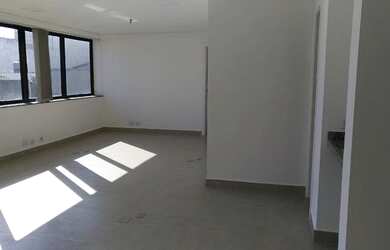 Imagem: O depósito possui 1 Vaga na garagem, 52m² de Área e está