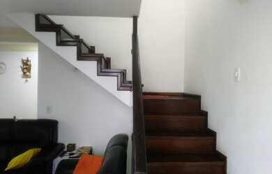 Imagem 3: Aluga sobrado em Caiobá. 1 Vaga na garageme3 Dormitórios