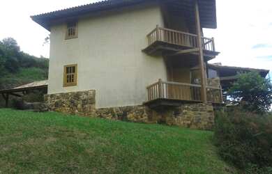 Imagem 7: Casa em Nogueira em condomínio