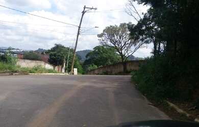 Imagem: O terreno possui 838m² de Área e está localizado em Chácara